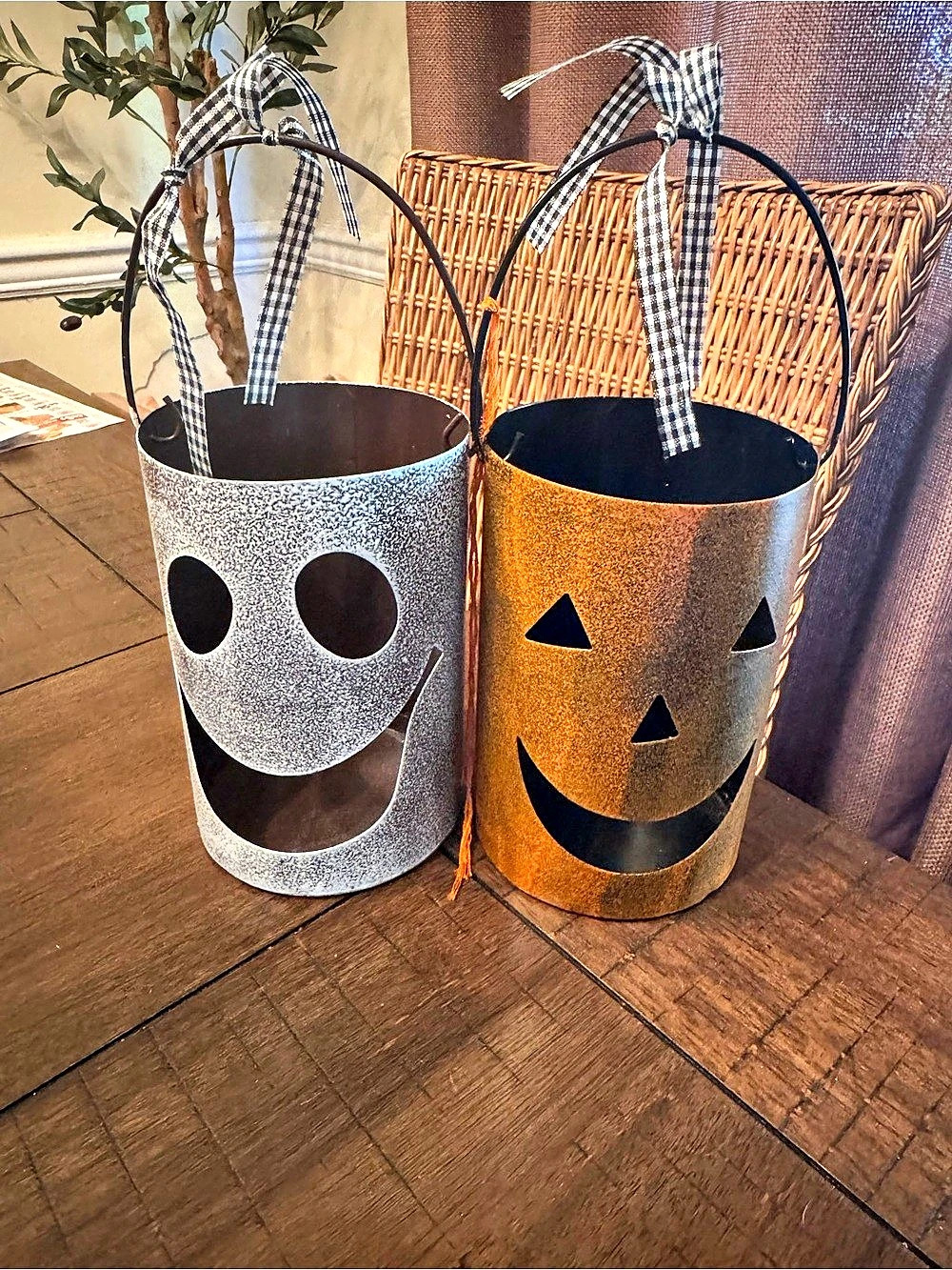 Halloween Pumpkin Face Containers Orange & Gray